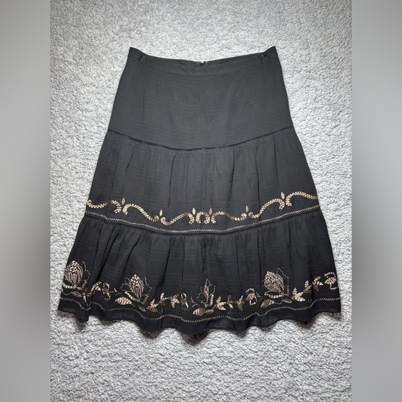 Ann Taylor LOFT Skirt Womens 6 Midi Tiered Flowy BOHO Zip Up Embroidered Office - Picture 1 of 7